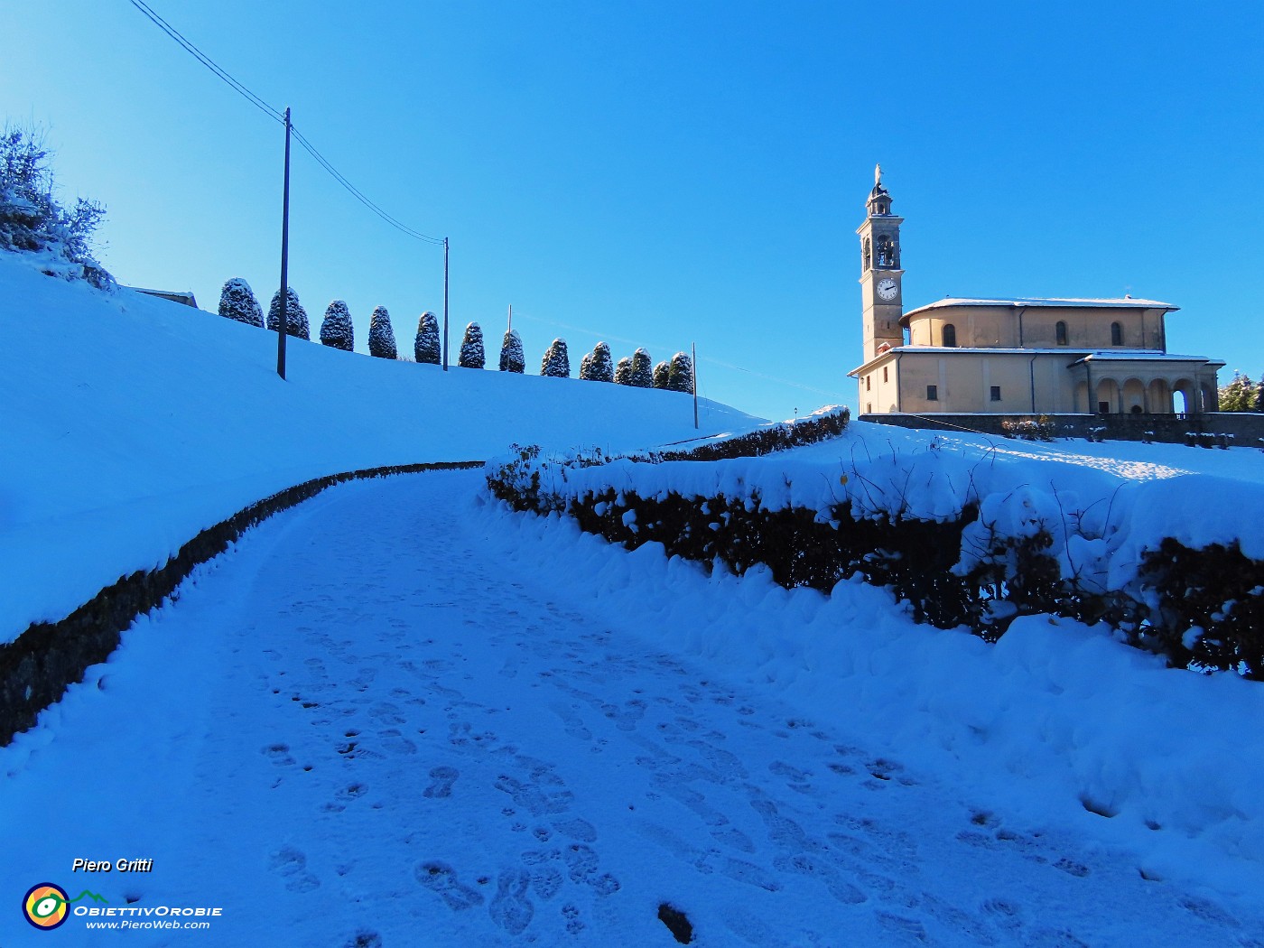 04 Alla Chiesa di Miragolo San Salvatore.JPG